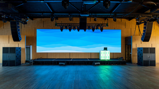 Die perfekte Location finden in Kiel: So planst du dein Event im schönsten Raum